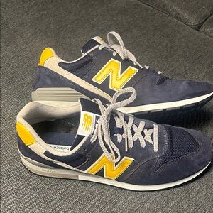 New Balance Men's Blue and Yellow Sneakers